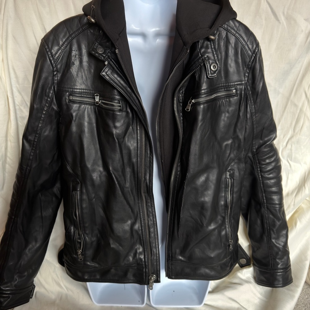Men’s Black Leather Jacket